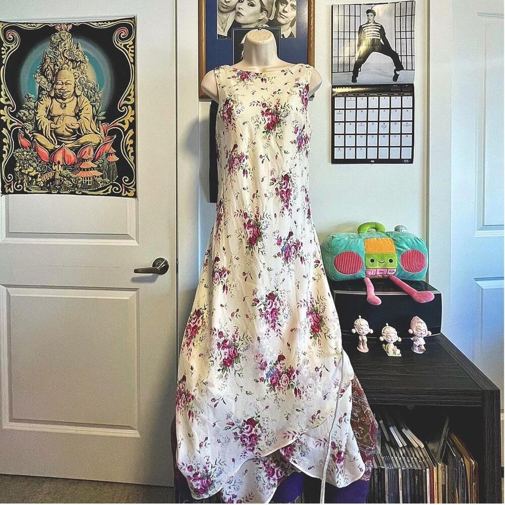 Floral midi dress size m